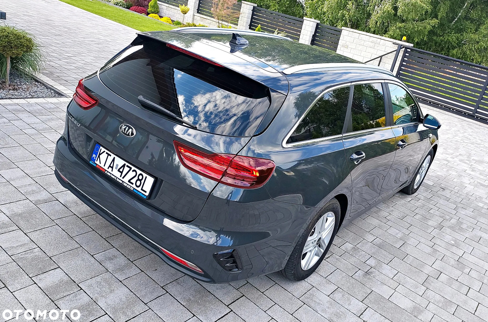 Kia Ceed 1.4 T-GDI L Business Line Plus - 10