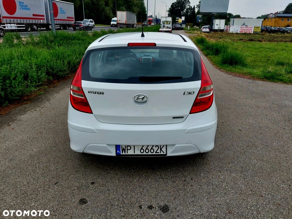 Hyundai i30 1.6 CRDi Classic + EU5 - 7