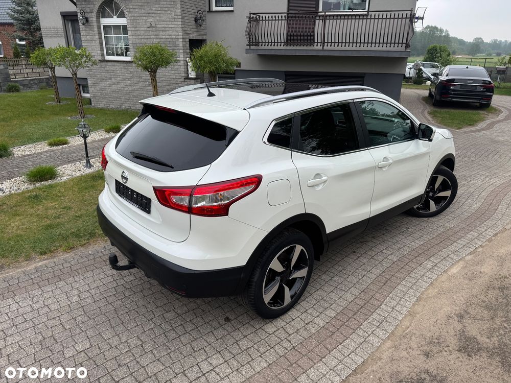 Nissan Qashqai 1.6 DIG-T Tekna - 11