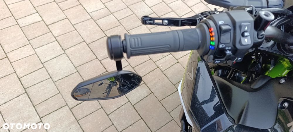 Kawasaki Z 900 - 13