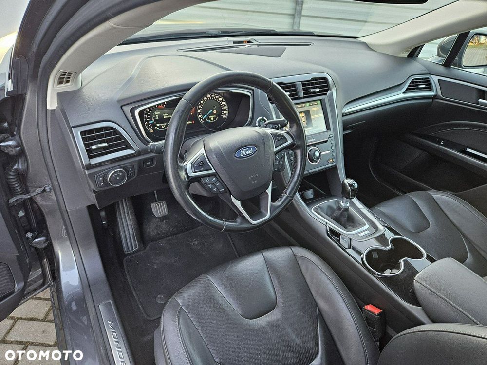 Ford Mondeo 2.0 TDCi Titanium 4WD - 23