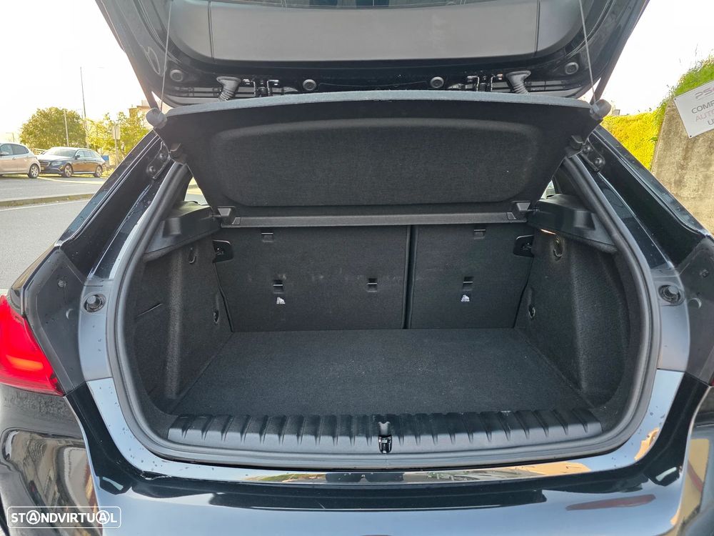 BMW 118 i Pack Desportivo M Auto - 31