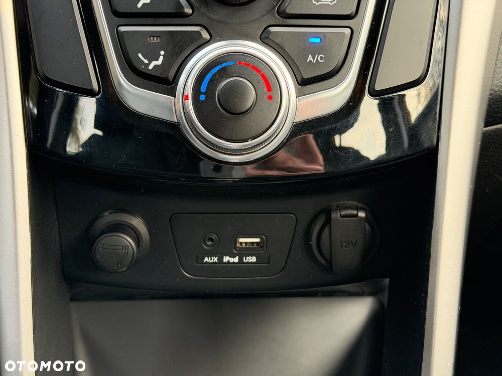 Hyundai i30 1.6 Comfort - 26