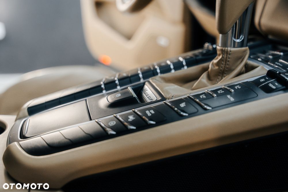 Porsche Macan PDK - 33