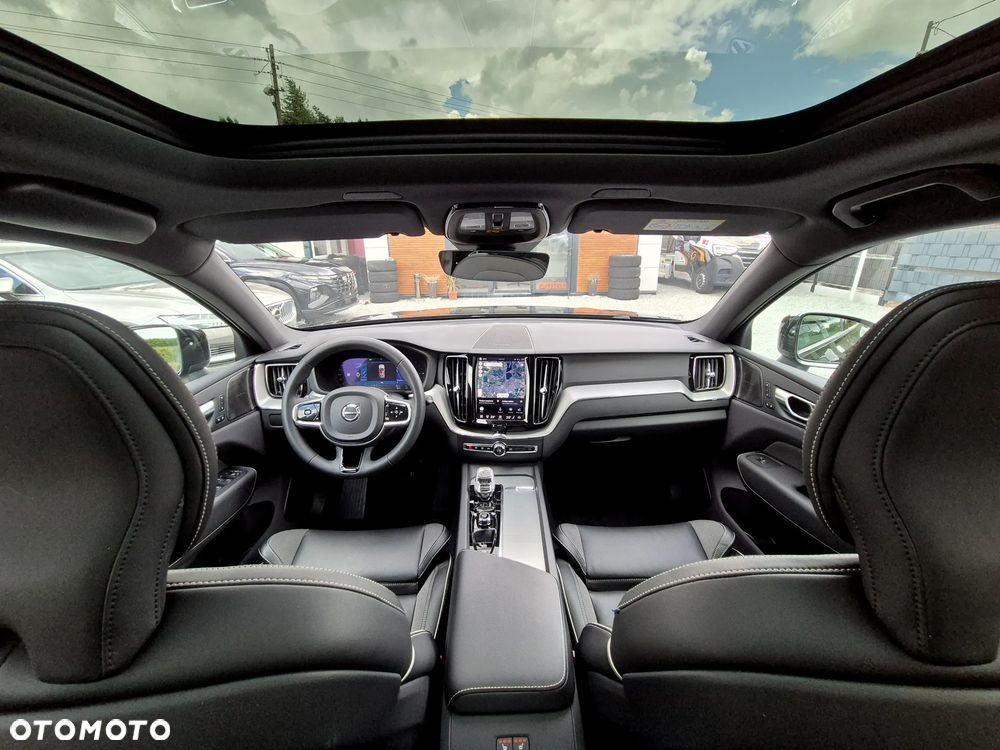Volvo XC 60 T6 AWD Ultra Black Edition - 8