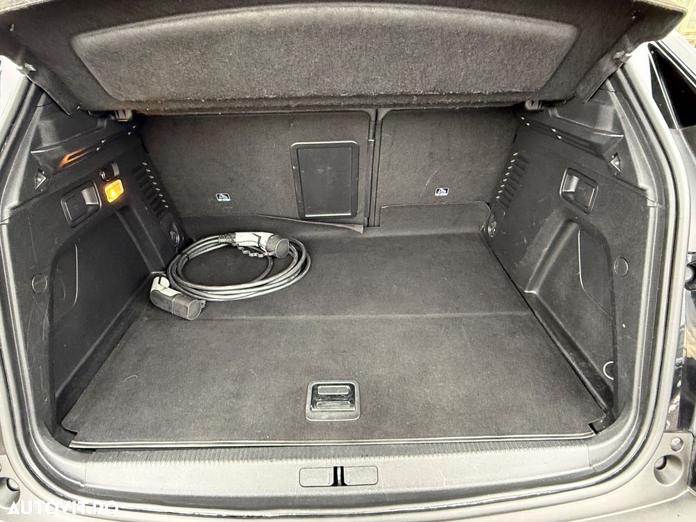 Peugeot 3008 225 e-EAT8 Allure Pack - 30