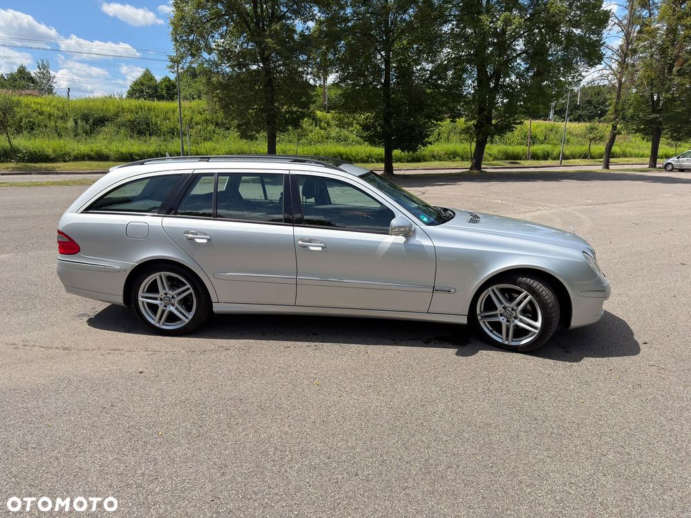 Mercedes-Benz Klasa E 320 CDI 4-Matic T Elegance - 7