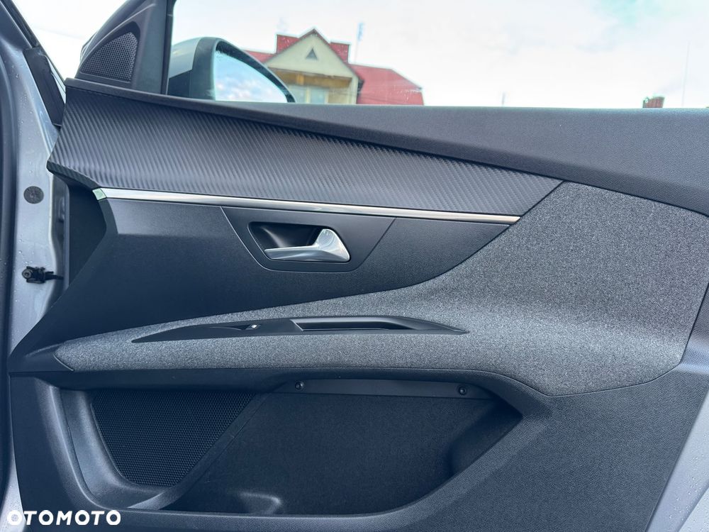 Peugeot 3008 PureTech 130 Stop & Start EAT6 Allure - 35