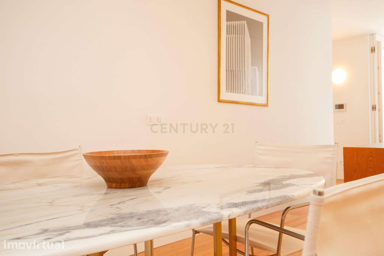 T2 Duplex de Luxo no CHIADO com Vista Rio - Grande imagem: 3/18