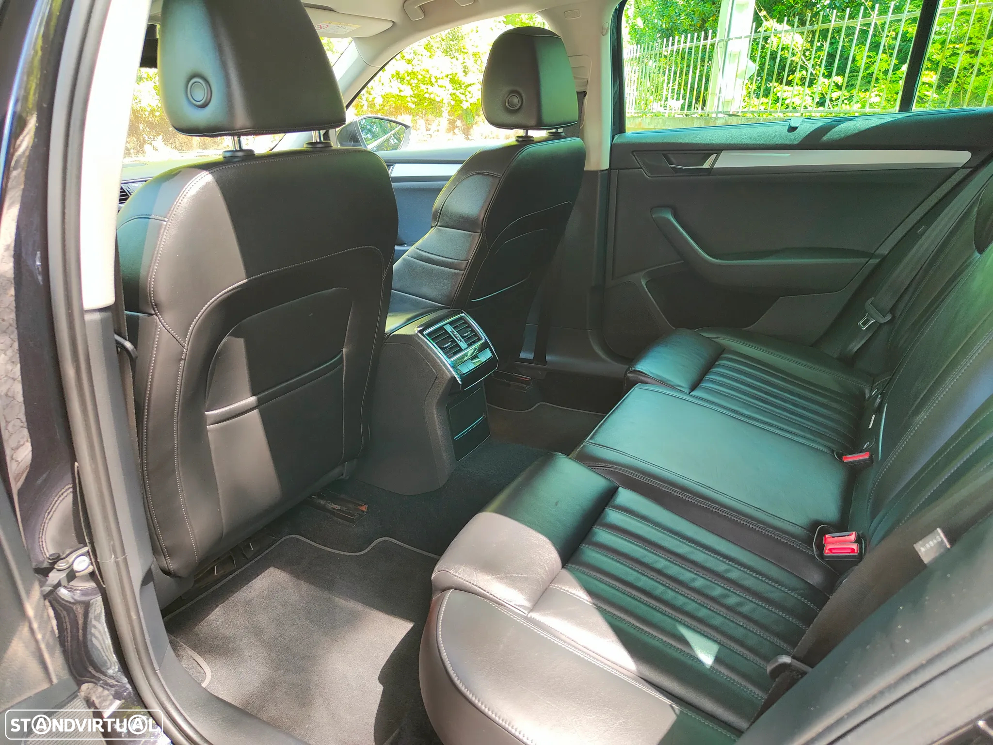 Skoda Superb Break 2.0 TDI Style - 11