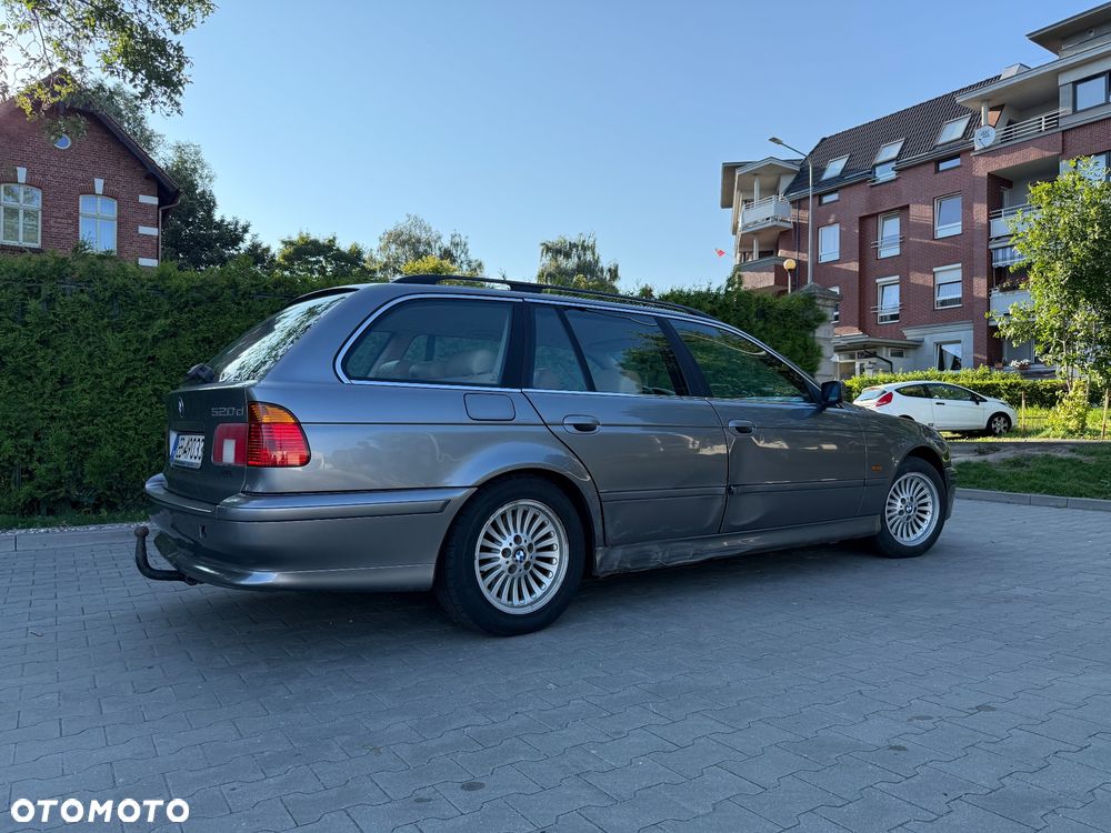 BMW Seria 5 - 4