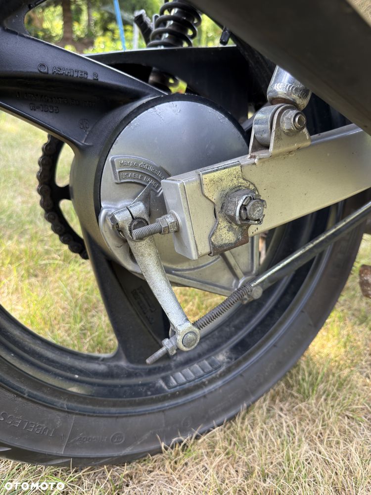 Kawasaki ER - 19