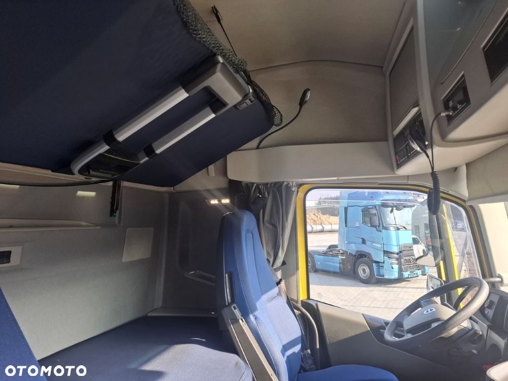 Volvo FH 460KM TC ADR - 12