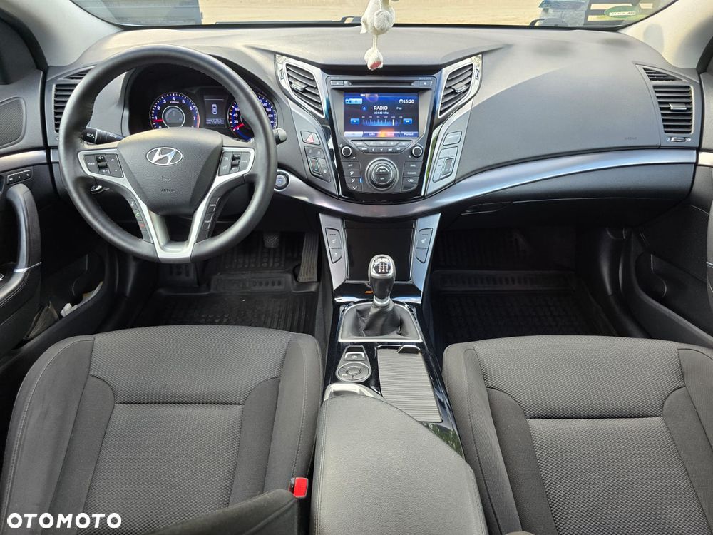 Hyundai i40 2.0 GDI Premium - 25