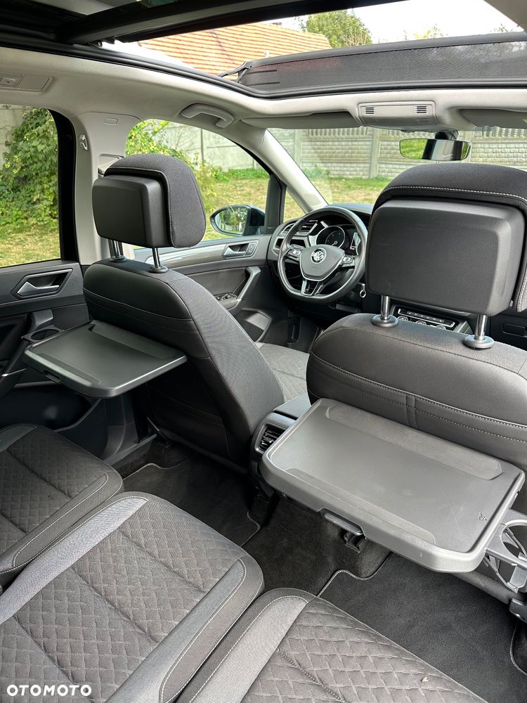 Volkswagen Touran 2.0 TDI SCR Join - 32