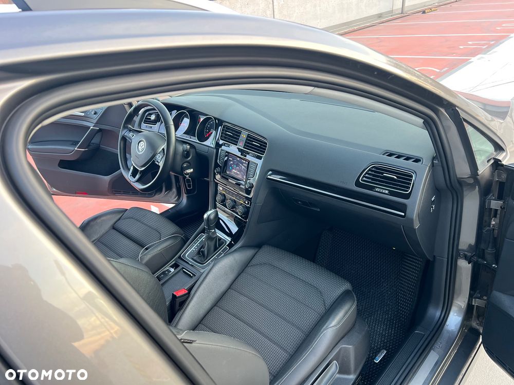 Volkswagen Golf 1.6 TDI Highline DSG - 15