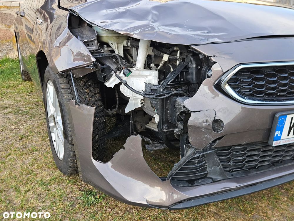 Kia Ceed 1.4 T-GDI M - 10