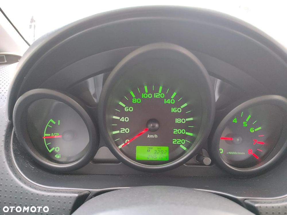 Mitsubishi Colt 1.1 - 14