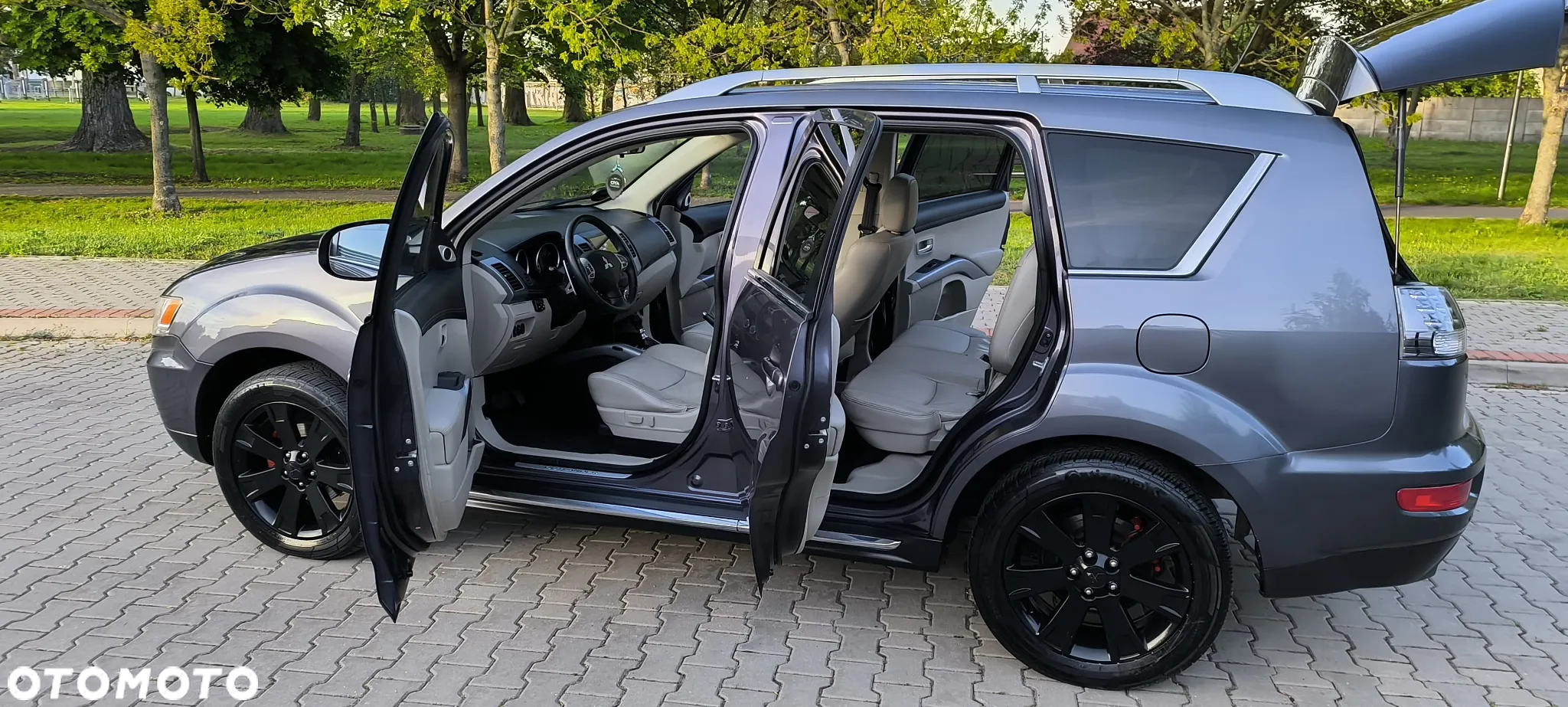 Mitsubishi Outlander 2.2 DI-D 4WD TC-SST Invite - 14