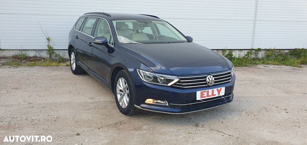 Volkswagen Passat - 1