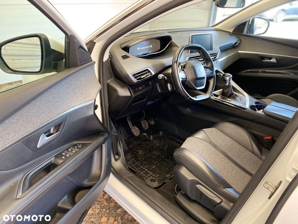 Peugeot 3008 - 6