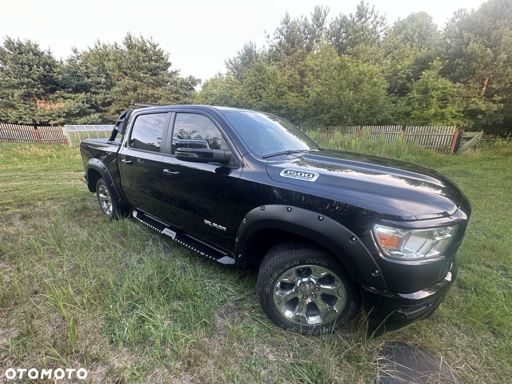 RAM 1500 Crew Cab Shortbed Bighorn - 11