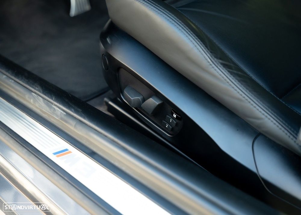 BMW M3 Auto - 25