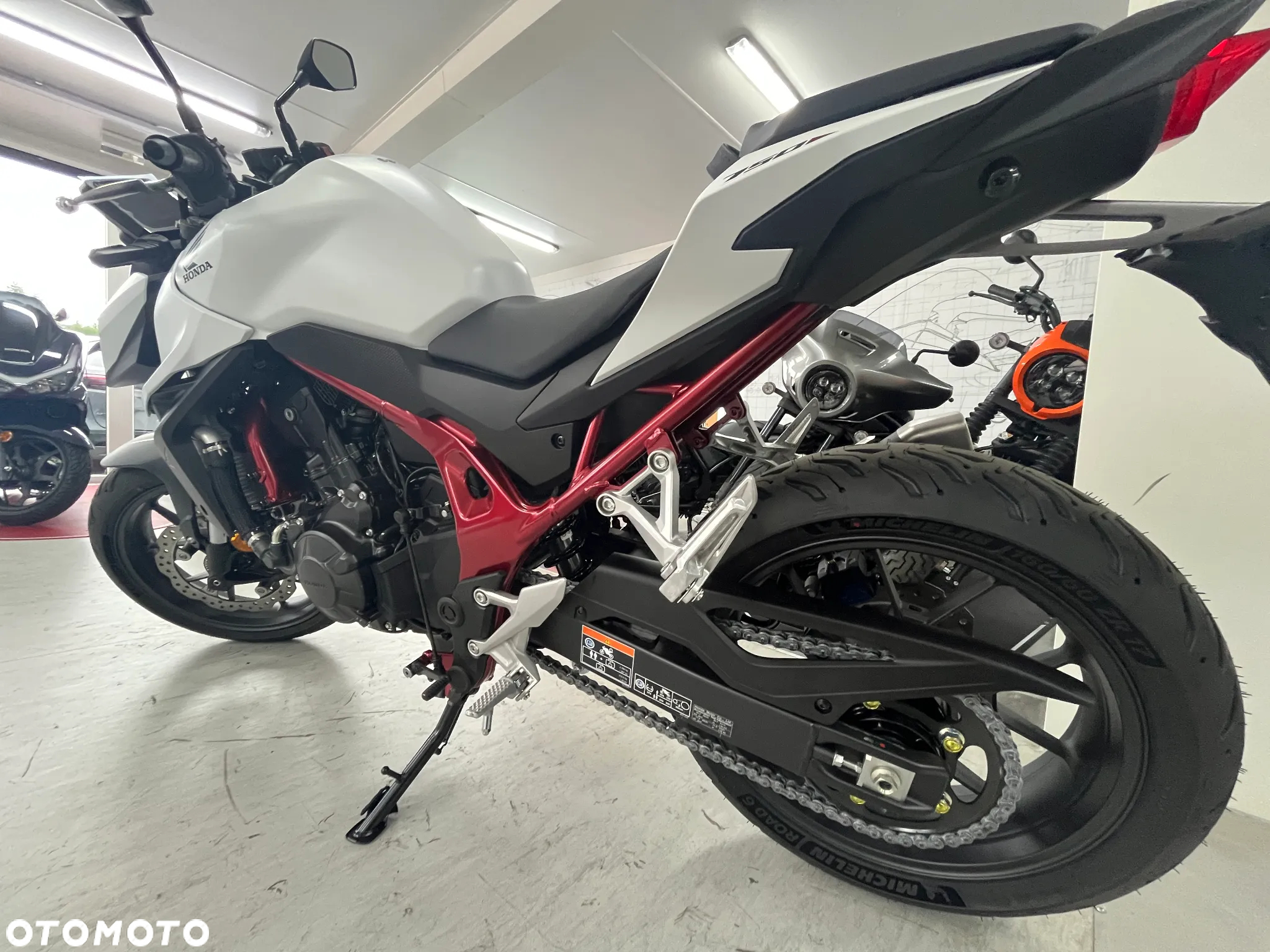Honda CB - 2
