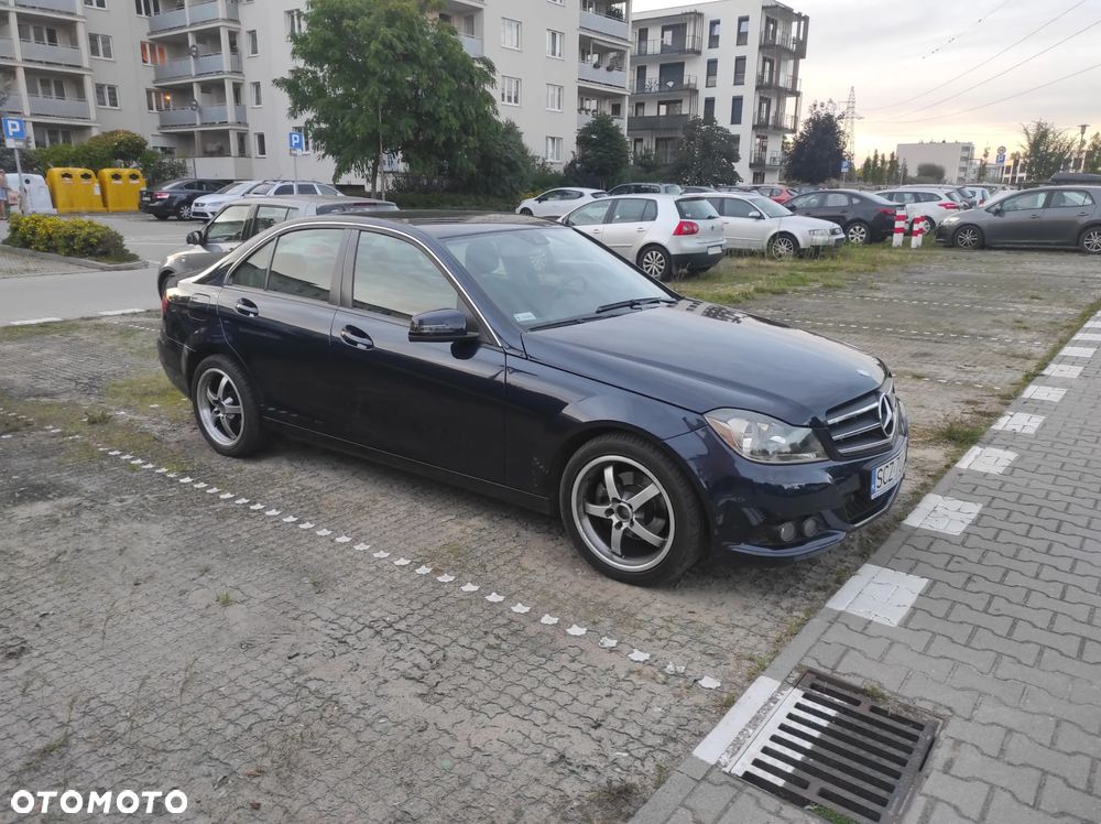 Mercedes-Benz Klasa C 180 CDI DPF (BlueEFFICIENCY) - 6