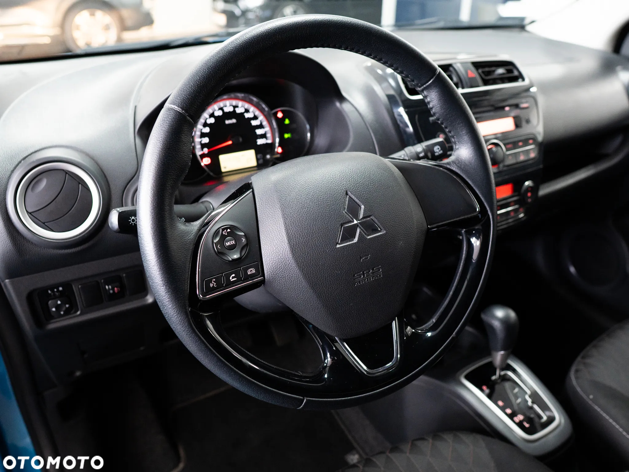 Mitsubishi Space Star 1.2 Intense CVT - 19