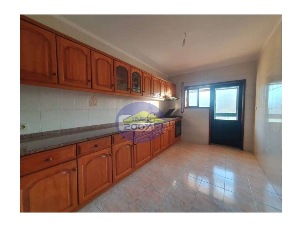 Apartamento T2 em Vilar de Andorinho - Grande imagem: 3/15