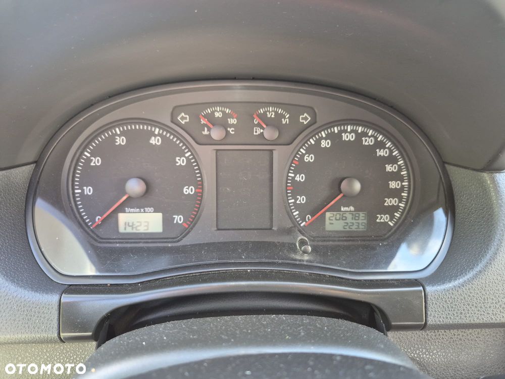 Volkswagen Polo - 14