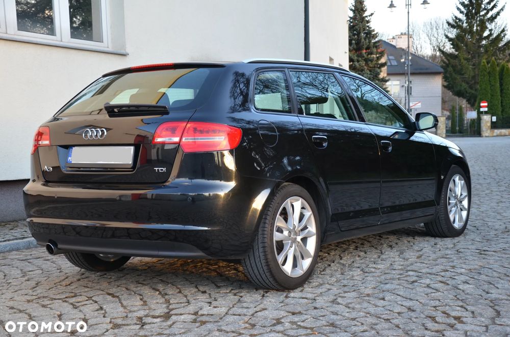 Audi A3 Sportback 2.0 TDI DPF Ambition - 17