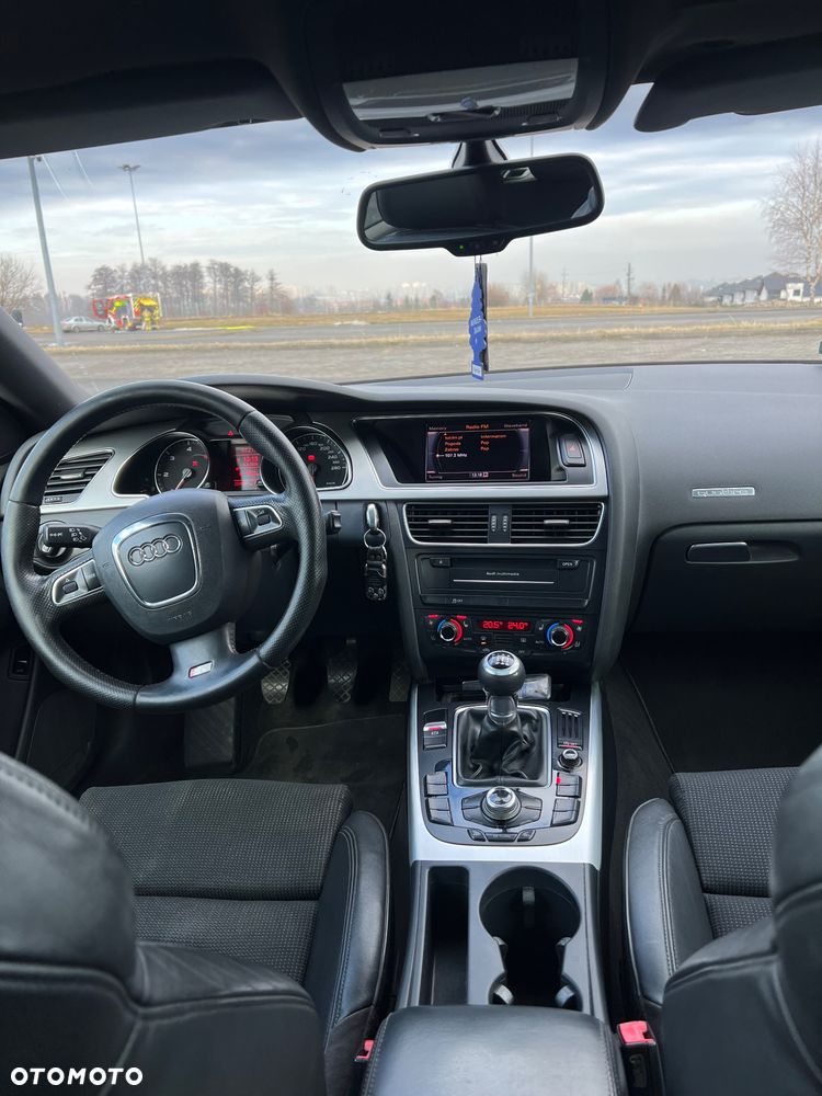 Audi A5 Coupé 2.0 TDI DPF quattro - 9
