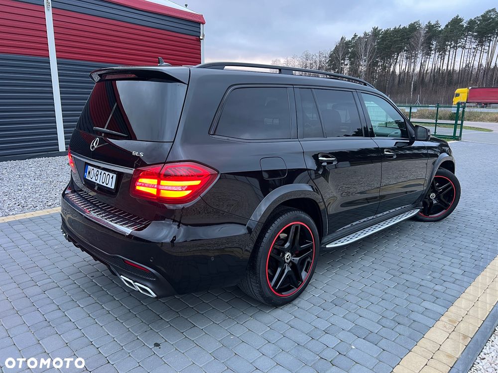 Mercedes-Benz GLS - 10