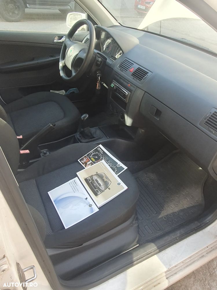 Skoda Fabia 1.2 Elegance - 6