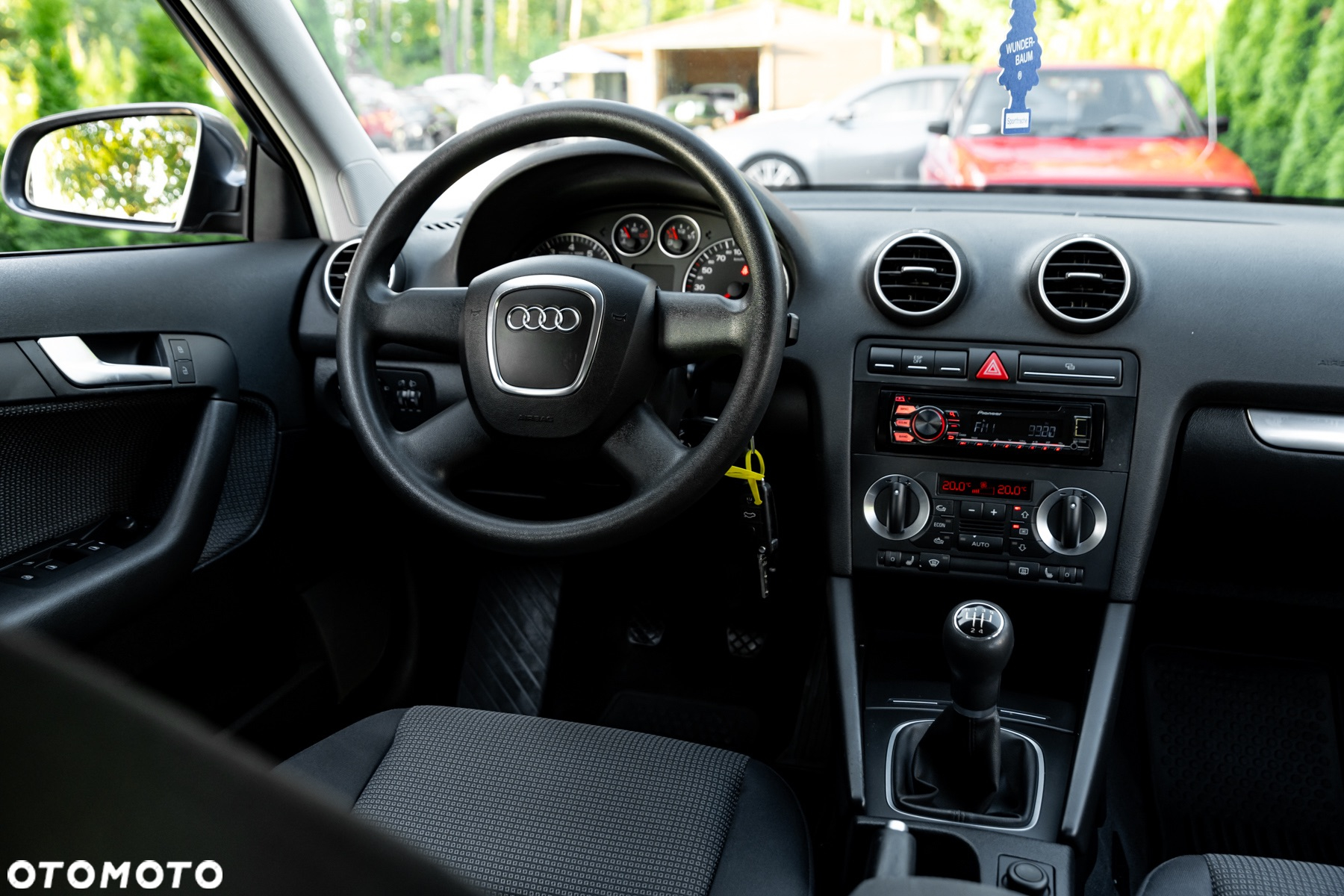 Audi A3 Sportback 1.6 Ambiente - 24