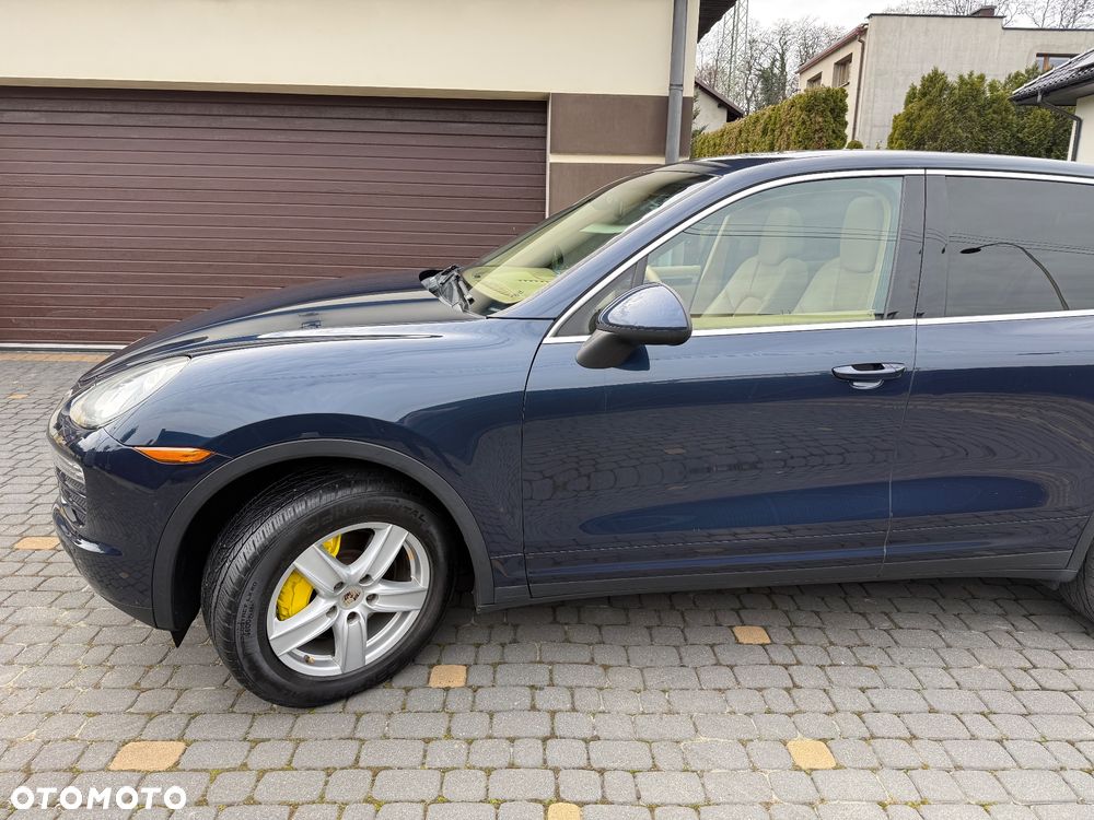 Porsche Cayenne - 30