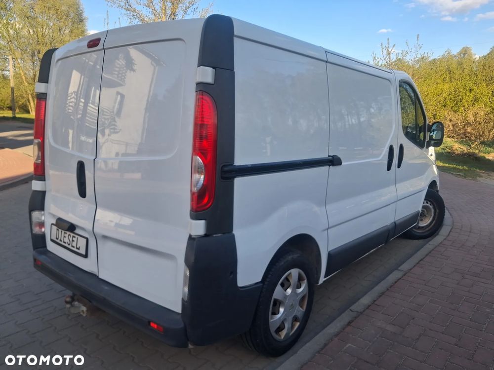 Renault TRAFIC - 22