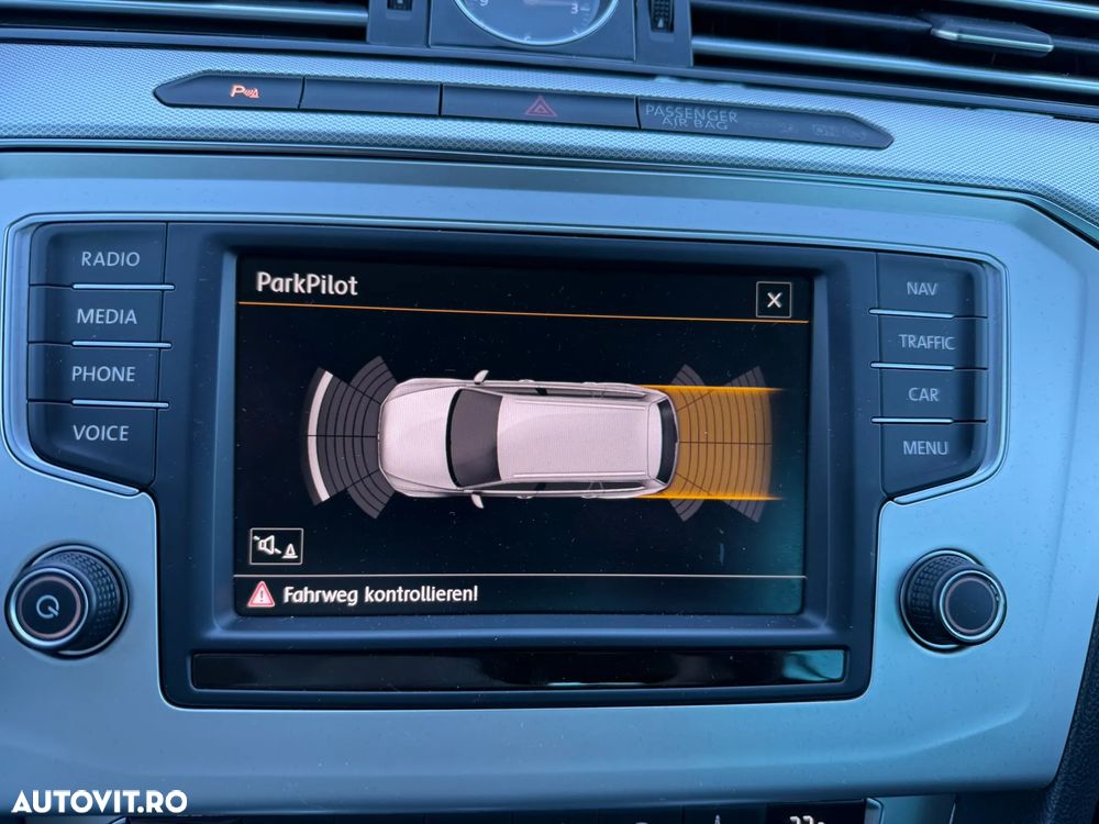 Volkswagen Passat 1.6 TDI (BlueMotion Technology) DSG Comfortline - 30