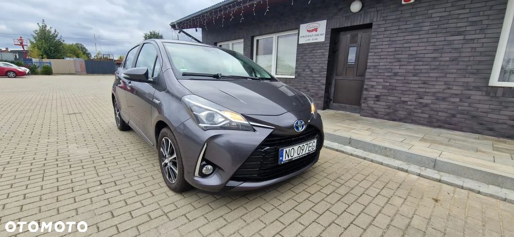 Toyota Yaris Hybrid 1.5 VVT-i Team Deutschland
