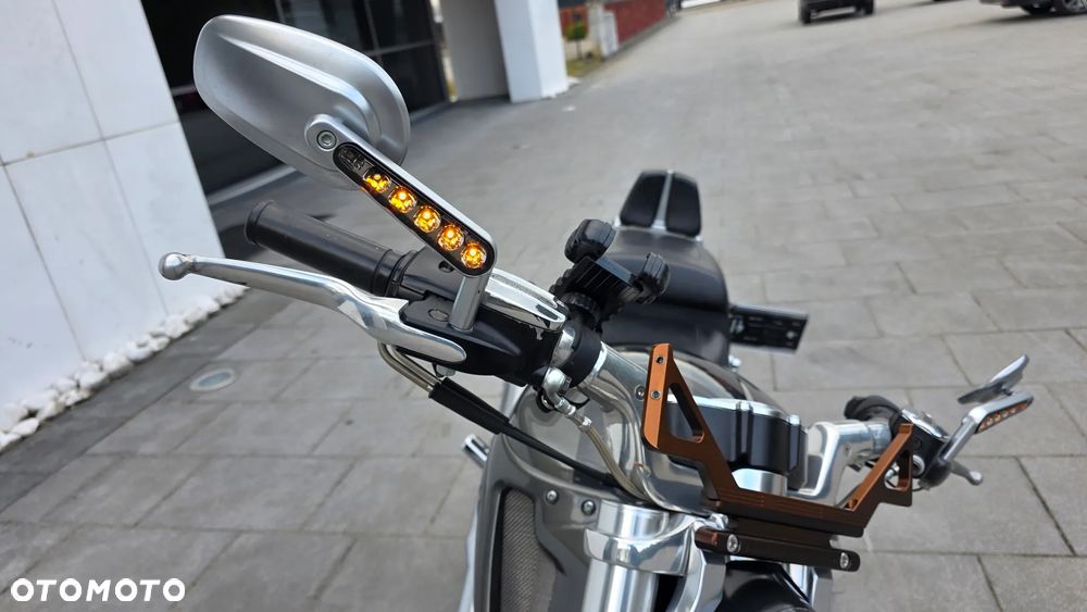 Harley-Davidson V-Rod Muscle - 4