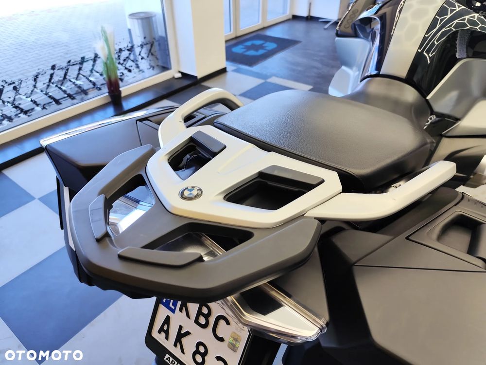 BMW R - 26