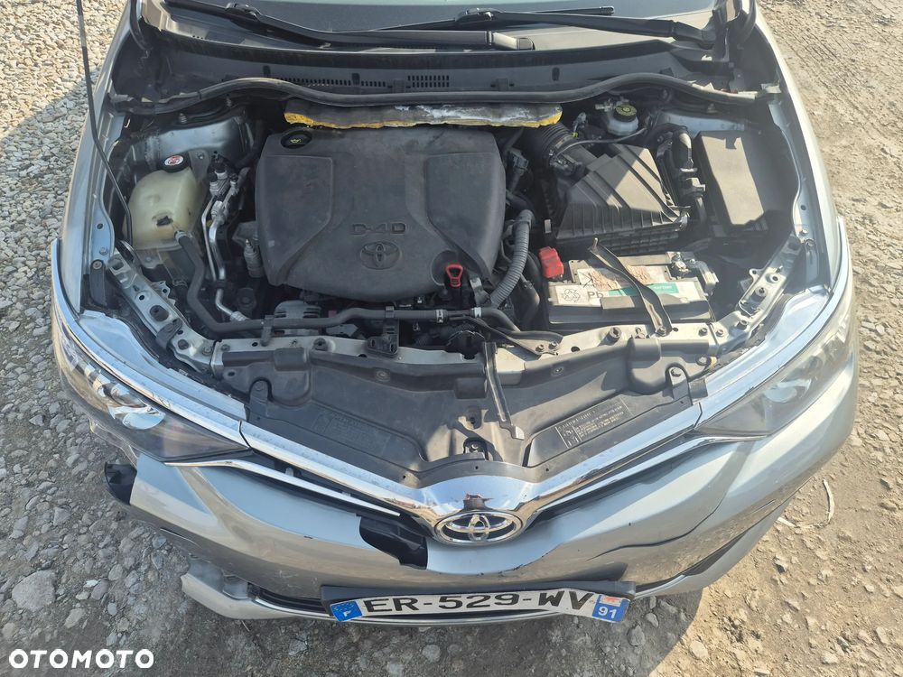 Toyota Auris 1.6 D-4D Edition S+ - 13