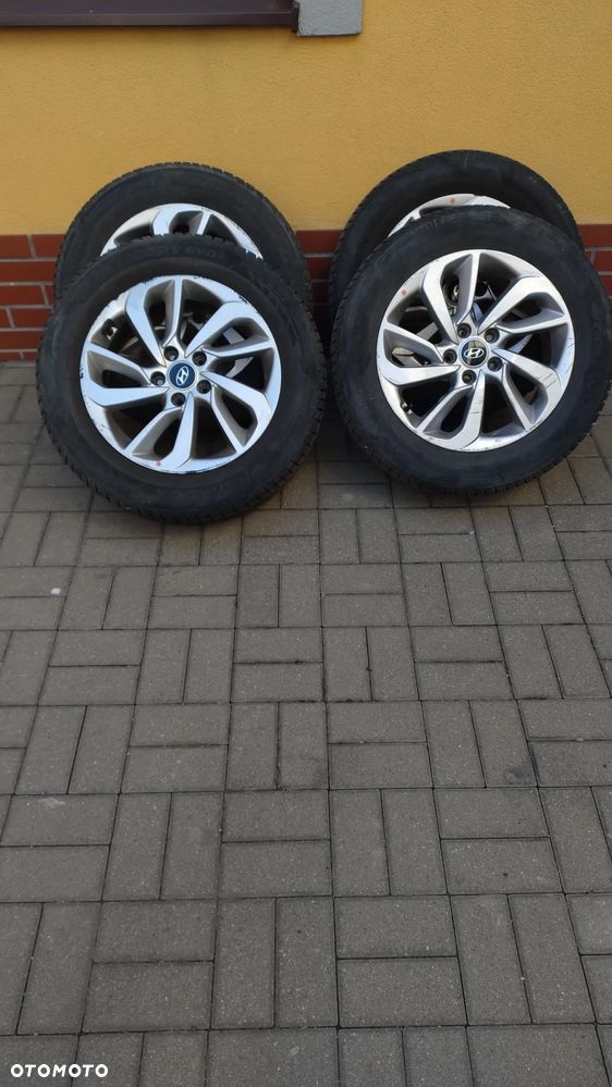 Hyundai Tucson 1.6 GDI BlueDrive Style 2WD - 13