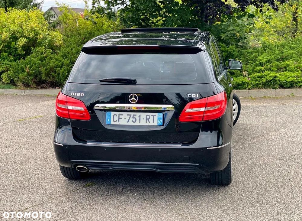 Mercedes-Benz Klasa B 180 CDI - 14