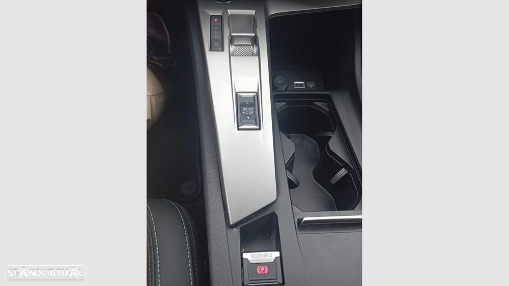 Peugeot 308 SW - 11