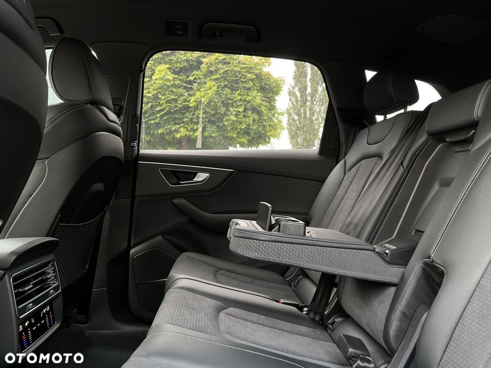 Audi Q7 - 19