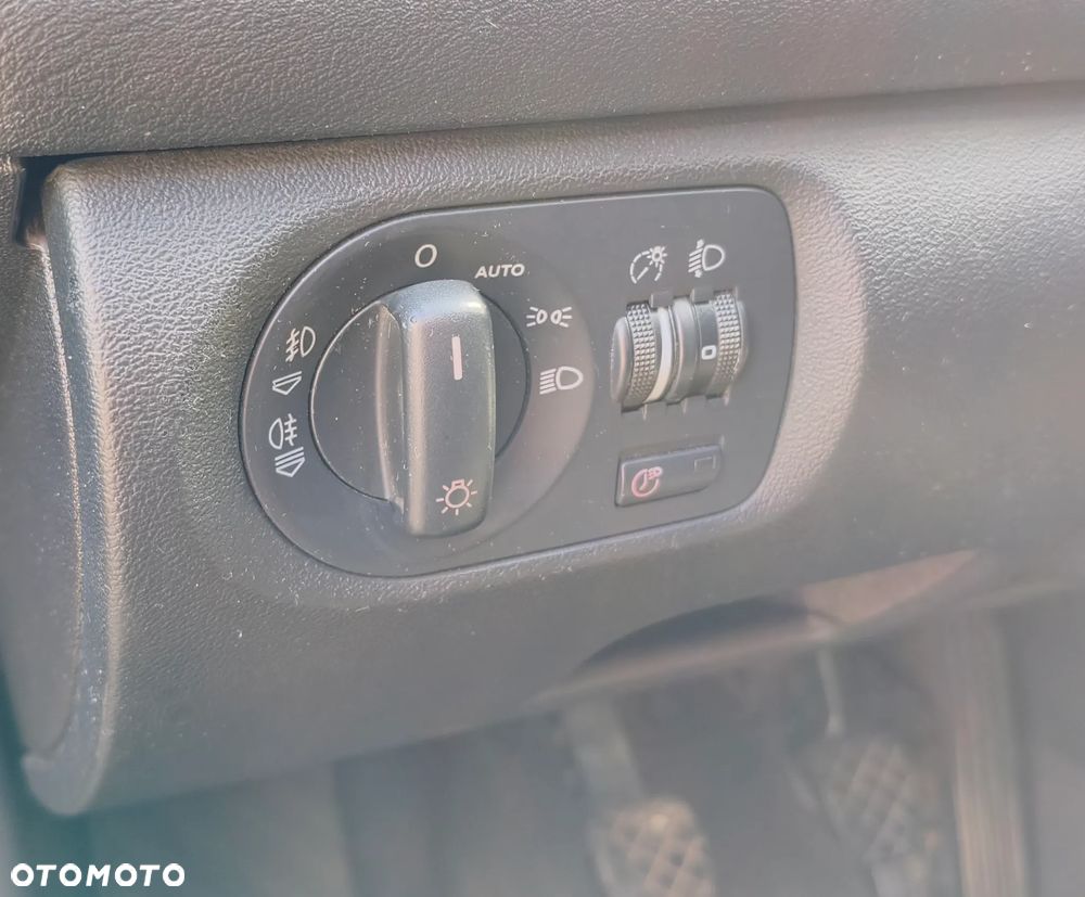 Audi A3 3-drzwiowe 1.9 TDI Ambiente - 12