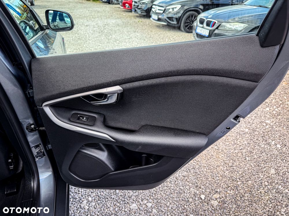 Volvo V40 D2 Drive-E Base - 21